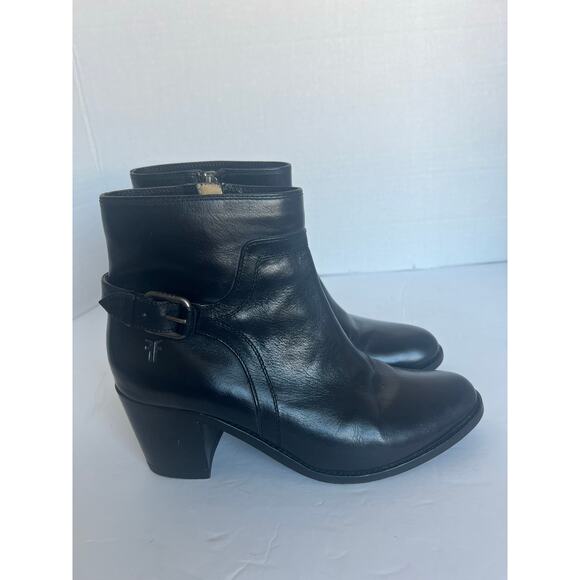 FRYE Janis Shield Black Leather Almond Toe Block Heel  Side Zip Ankle Boots 8.5B - Picture 11 of 11